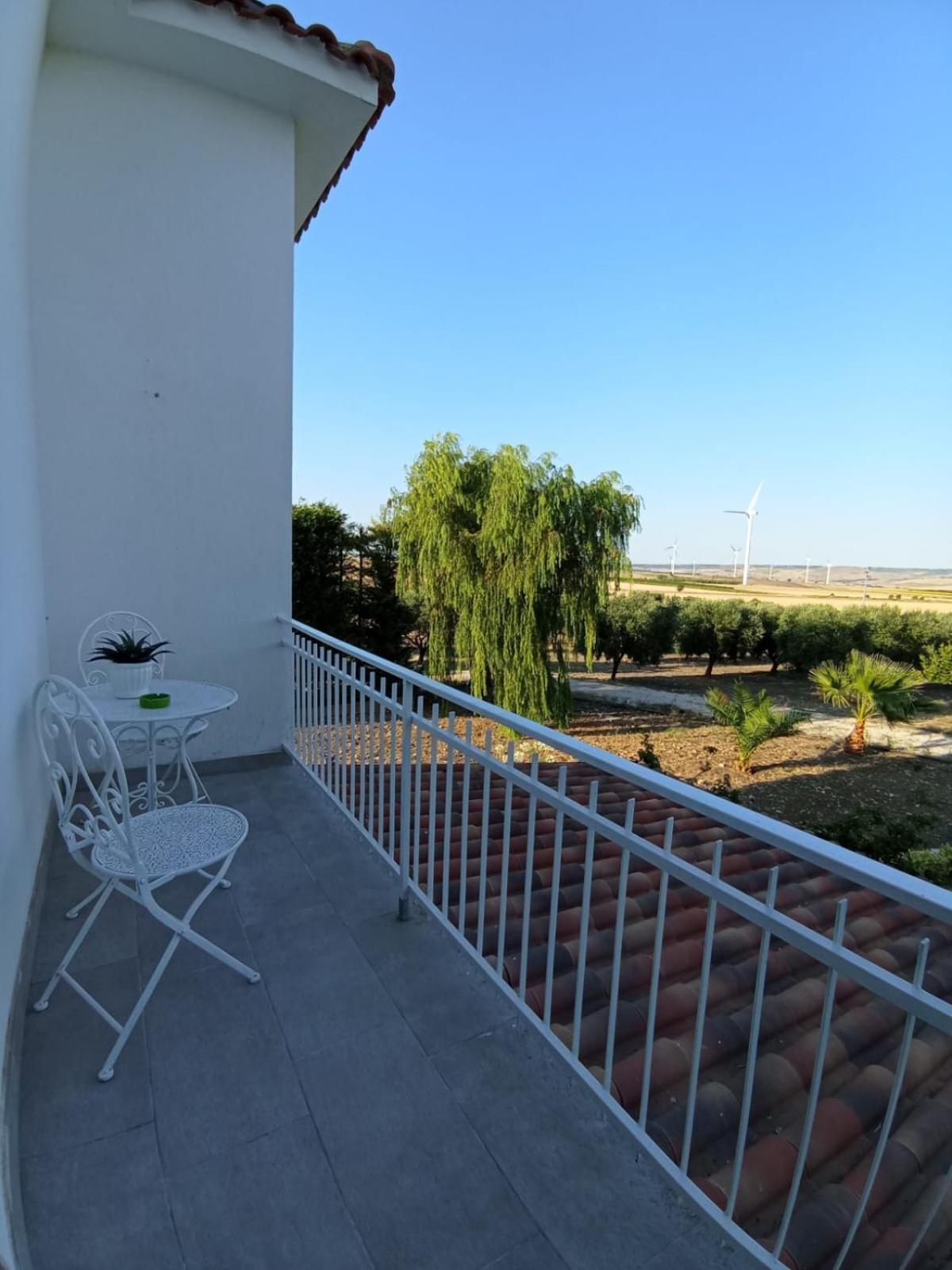 Tenuta Viale Degli Ulivi San Martino in Pensilis Luaran gambar